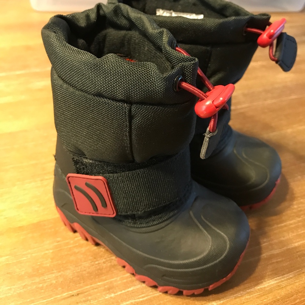 Baby snow boots